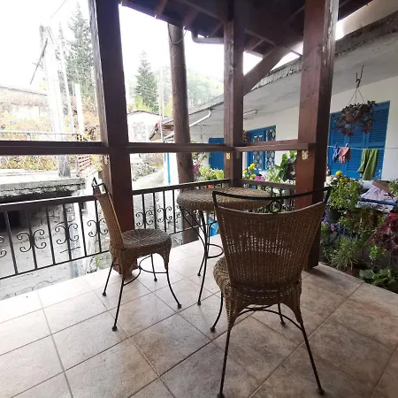 Mountain House * Platanistasa
